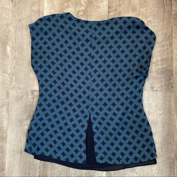 CAbi Top with Capped Sleeves - Picture 3 of 3